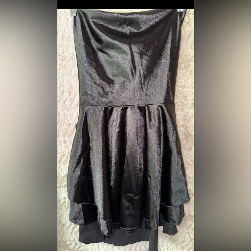 Satin backless dress